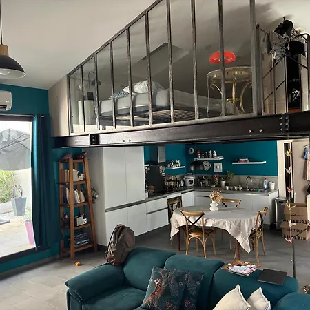 Arenes Privilege Apartment *